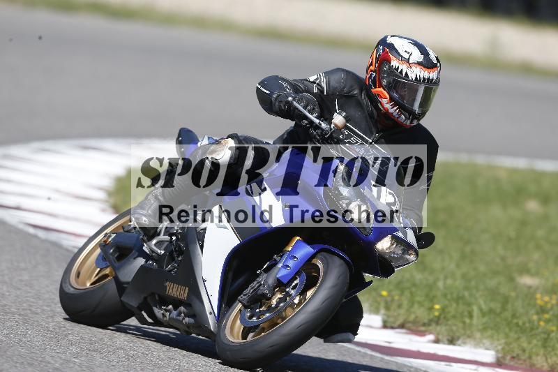 Archiv-2025/48 25.08.2025 Cornu Master School ADR/rot-rouge/124